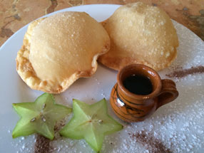 Buñuelos de manzana y queso